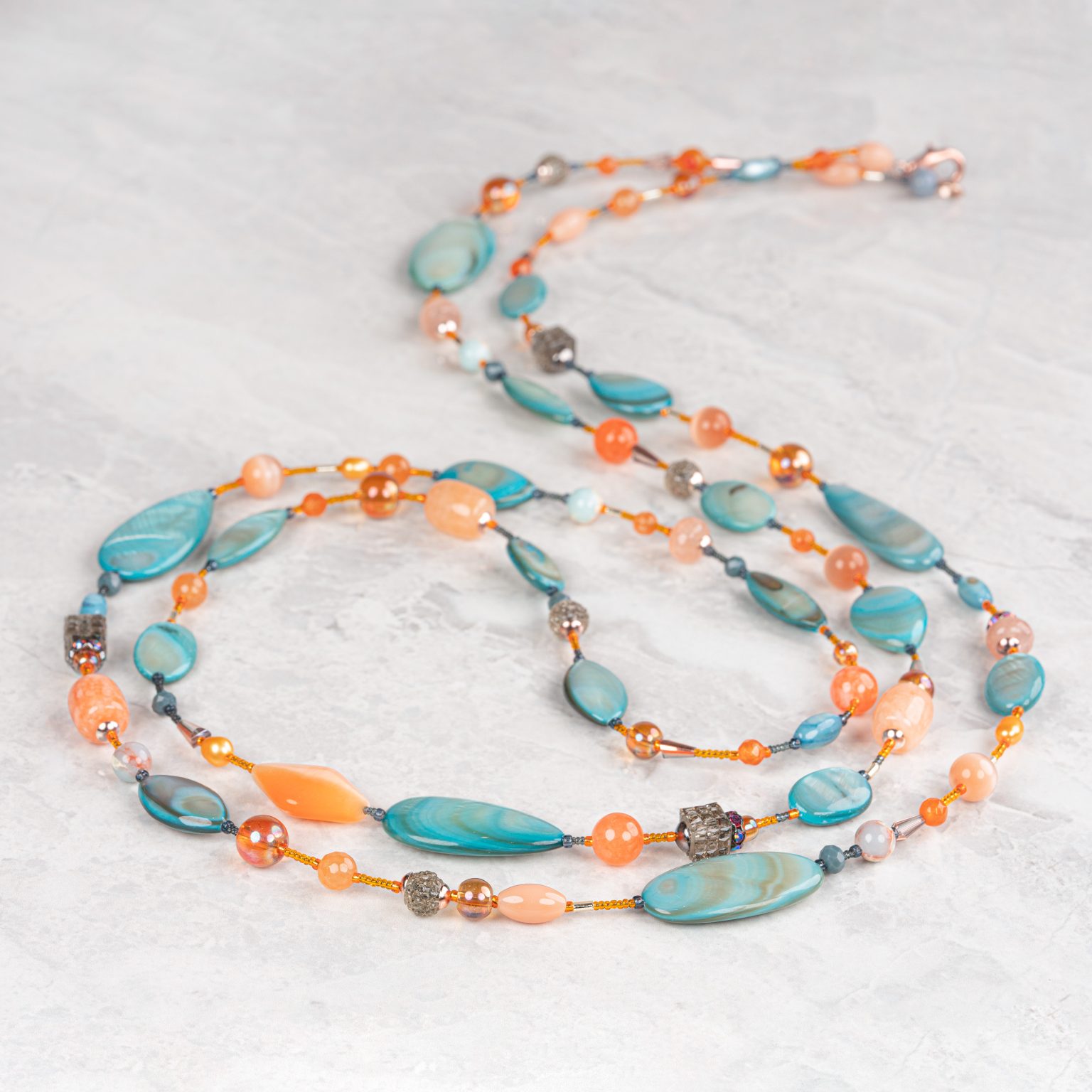 Длинные бусы из натуральных камней ⋆ Diana Savitskaya