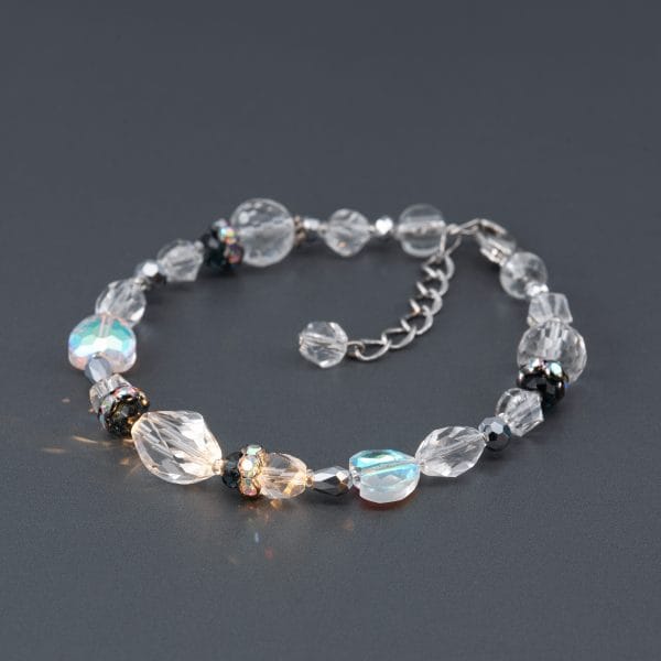 браслет из горного хрусталя ручной работы